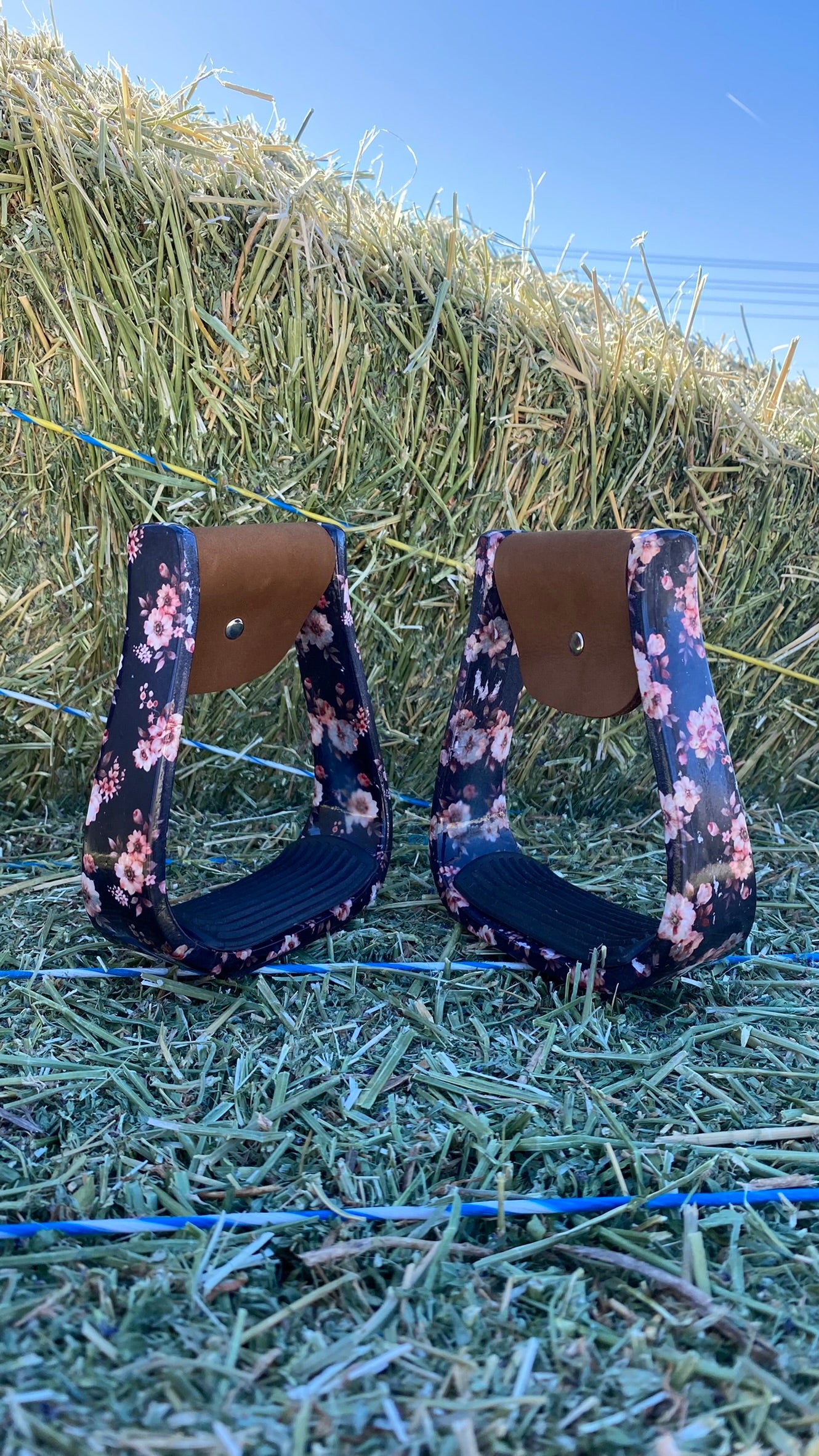 Pink Flower Stirrups