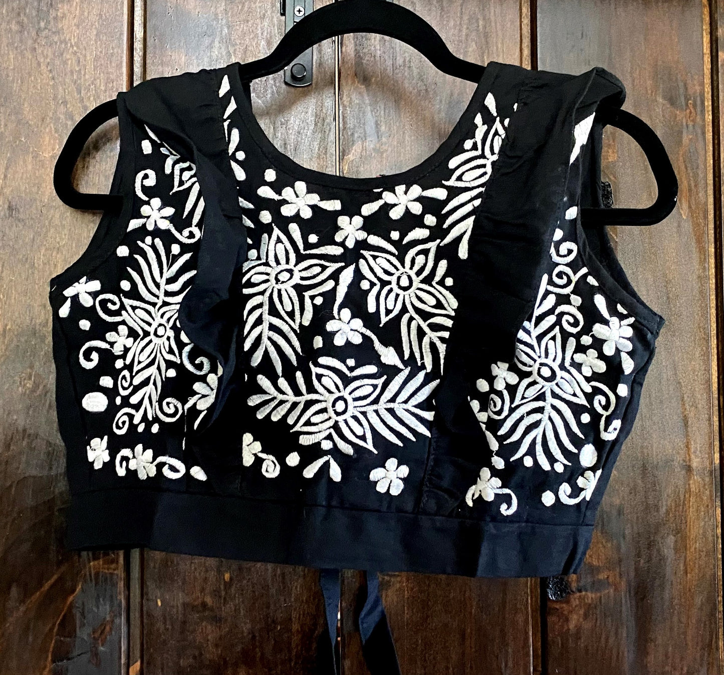 Embroidered Crop Top - Silver